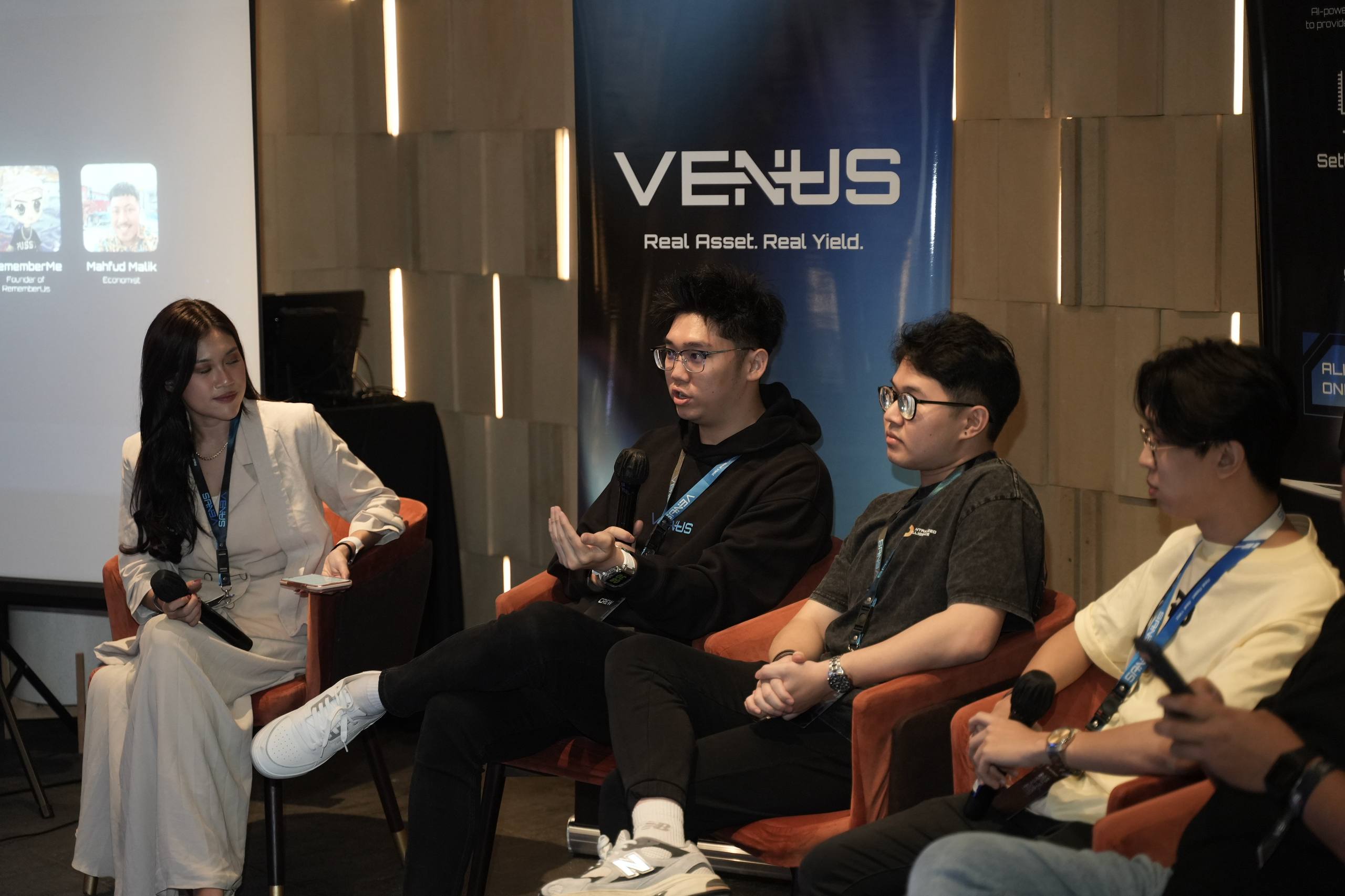 DI at the VENUS side event in Indonesia, scene 1.