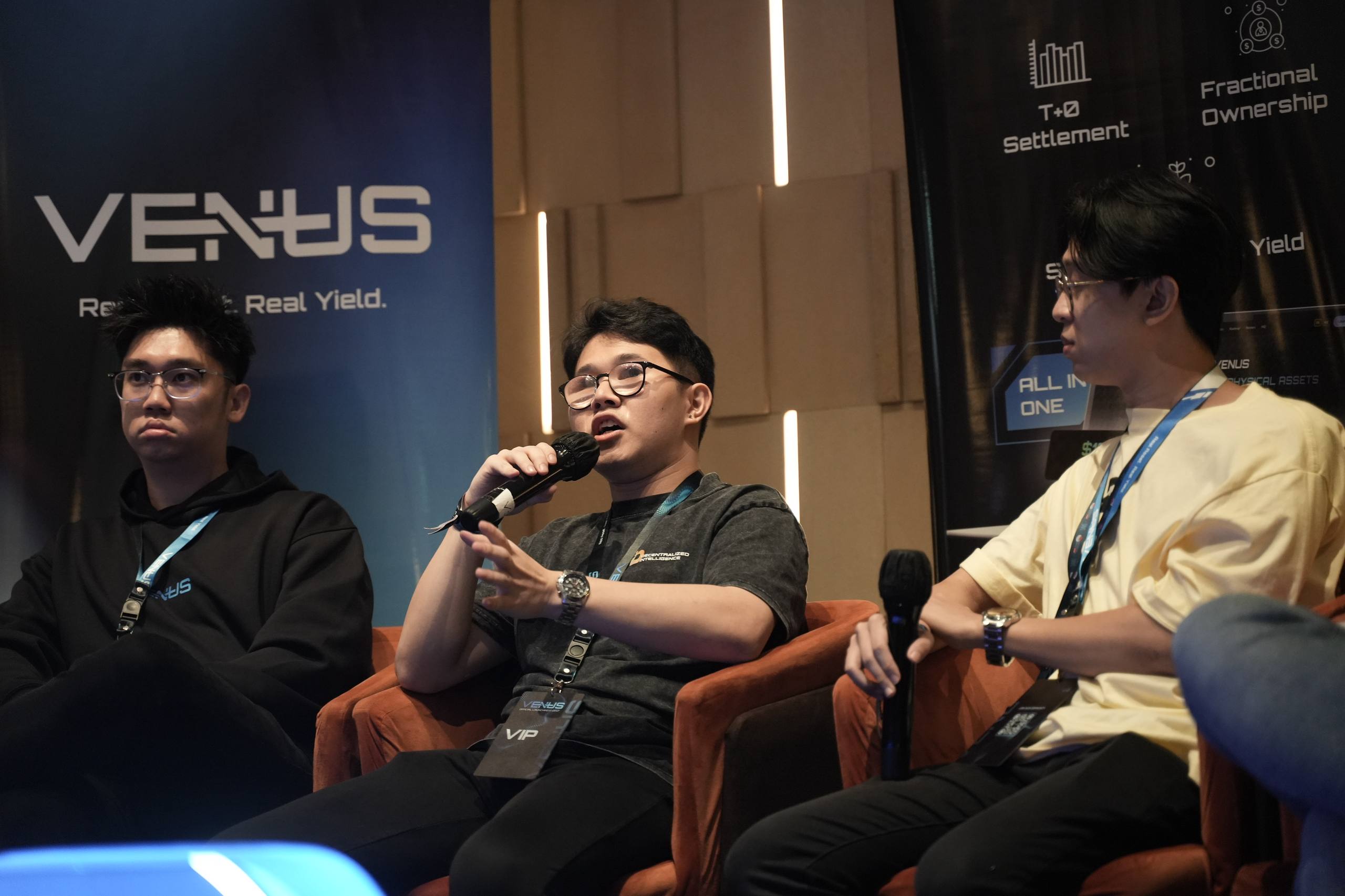 DI at the VENUS side event in Indonesia, scene 3.